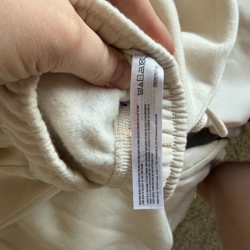 UO Alessia Flare Sweatpants - Picture 13 of 13